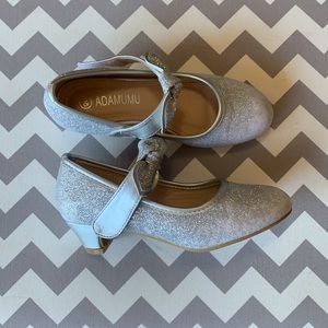 Adamumu glitter high heels. Size 12M.